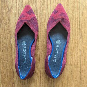 Gorgeous Rothy's The Point Red Camo